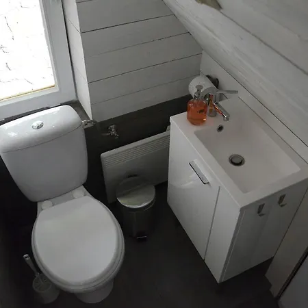 Erdei Kisház